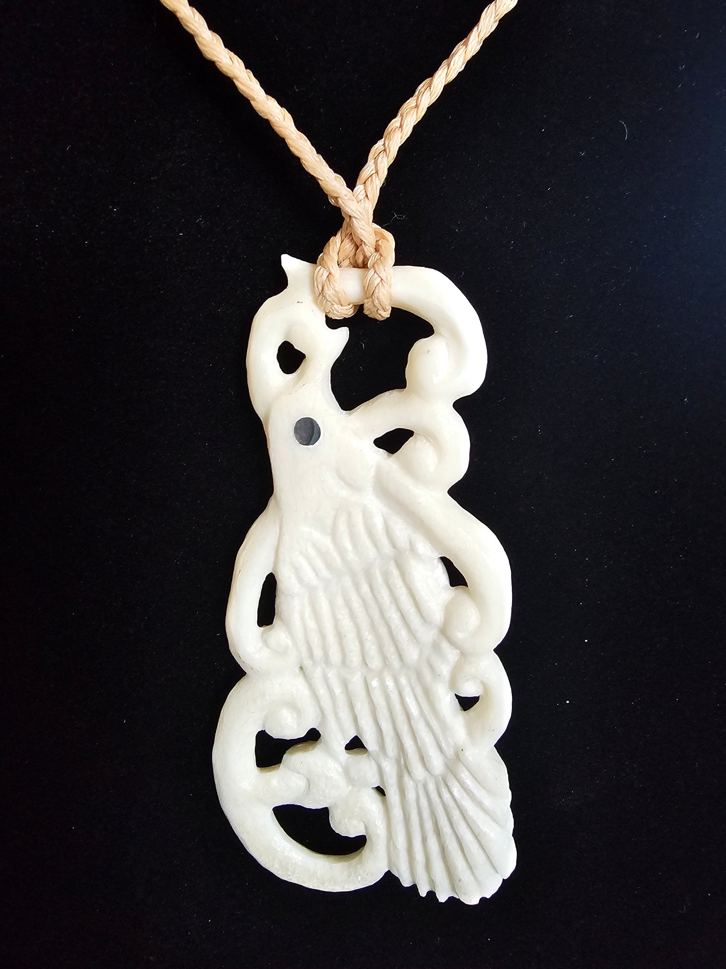 Bone Carving #76 Ngutu Huia (Huia Beak)