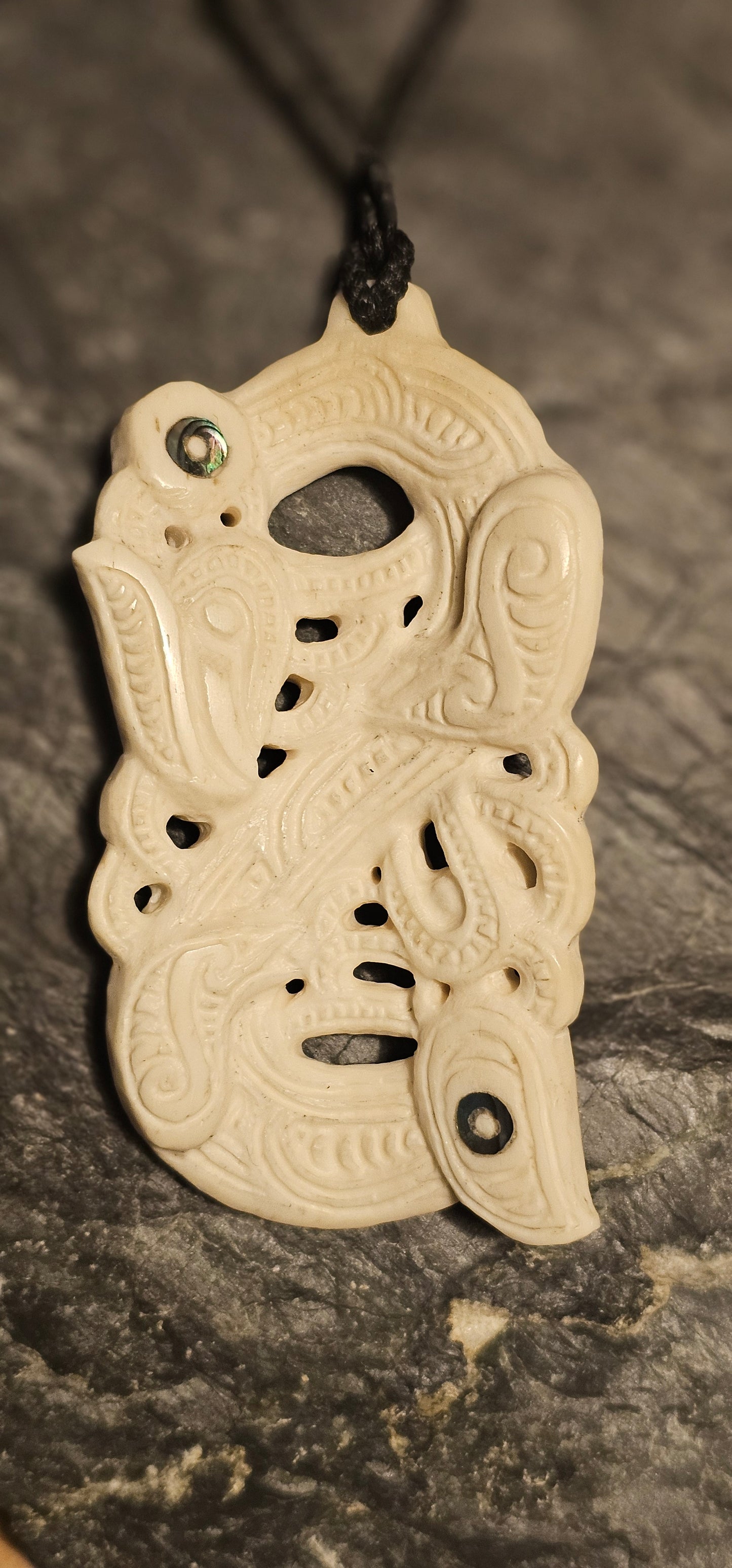 Bone Carving #12 Manaia - Tamatea Arikinui