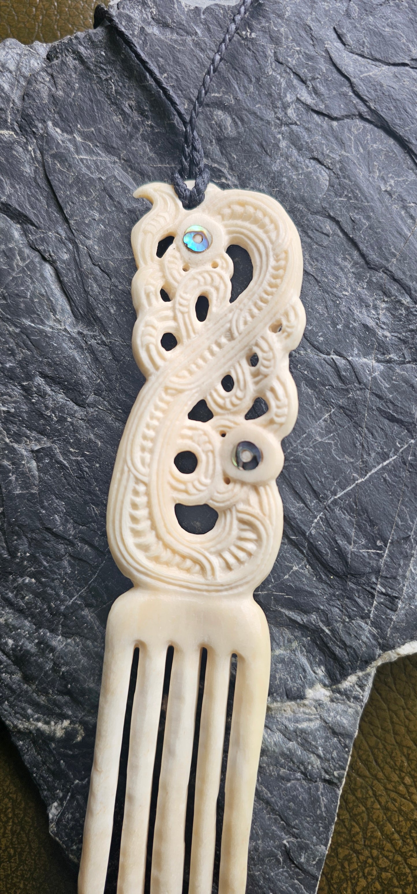 Bone Carving #61 Heru (Manaia)