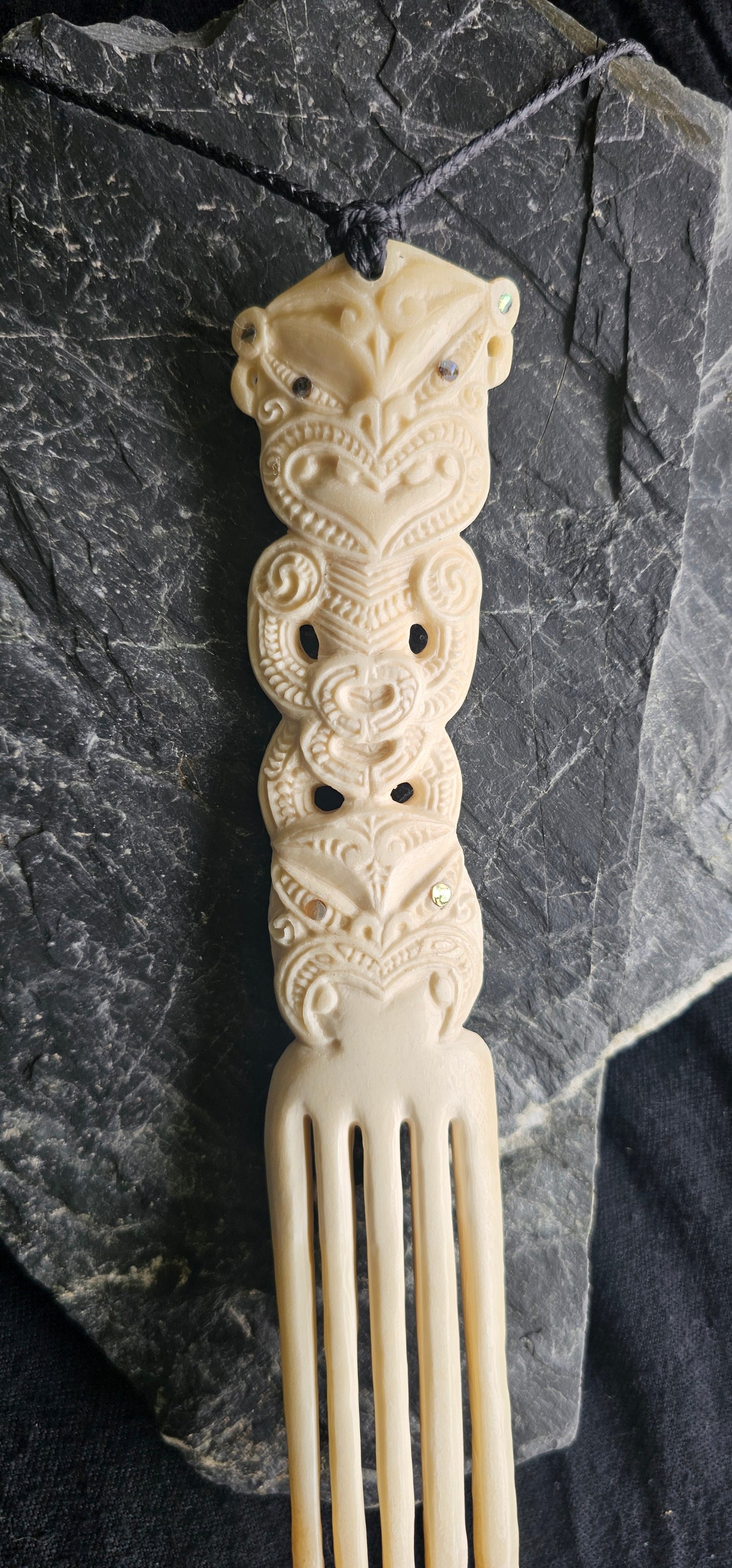 Bone Carving #62 Heru (He Poupou Tipuna)