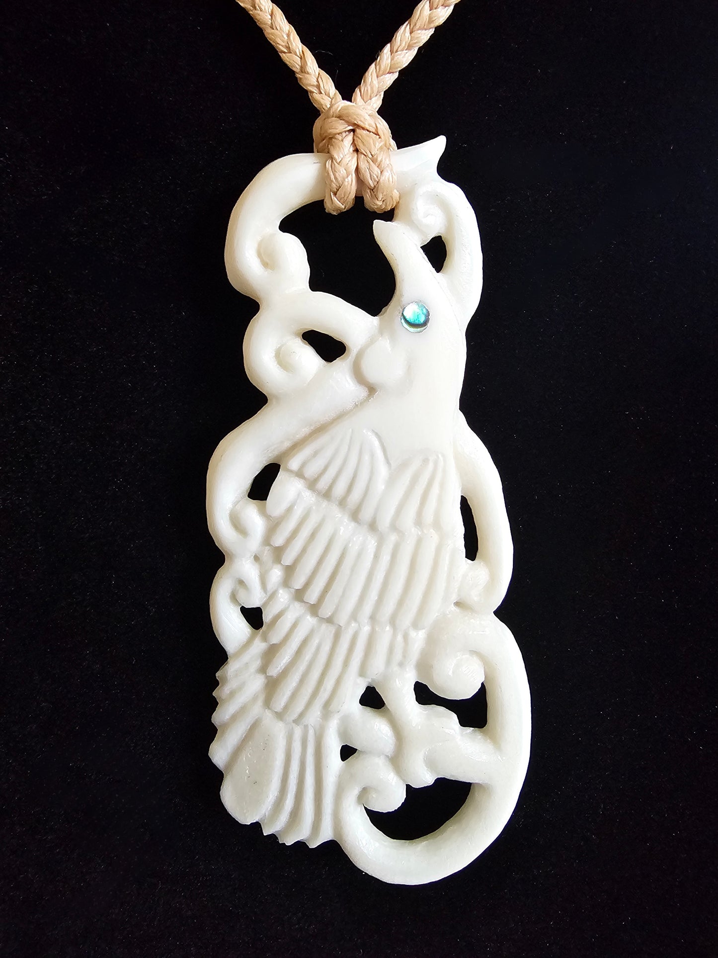 Bone Carving #76 Ngutu Huia (Huia Beak)