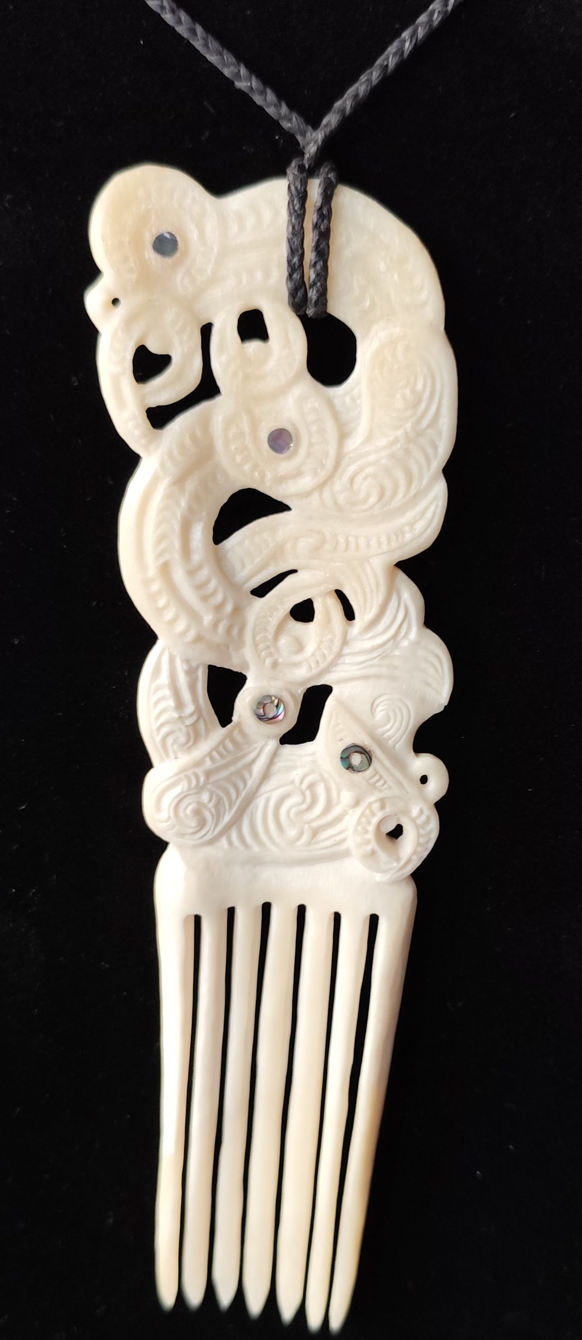 Bone Carving #67 Heru (Manaia)