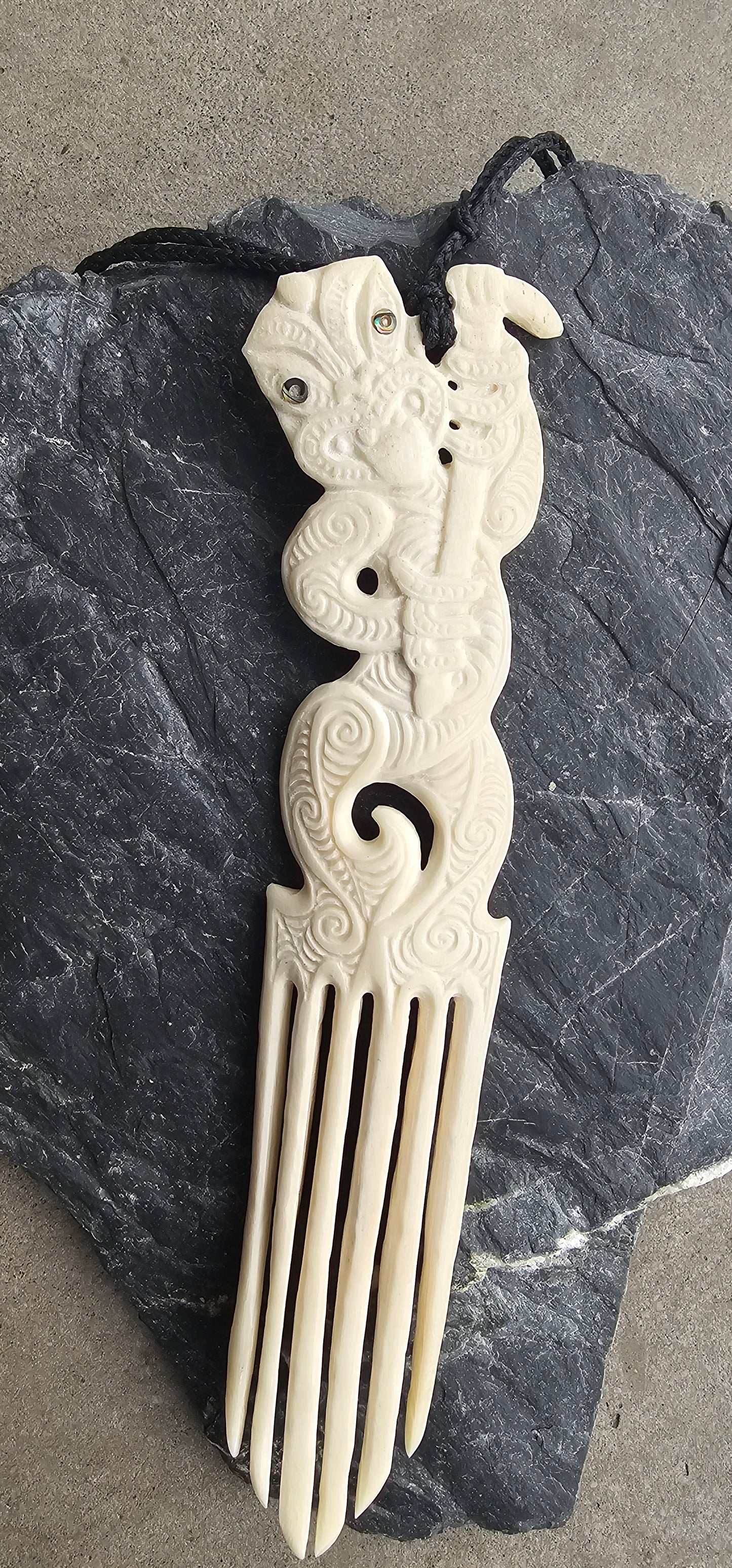Bone Carving #56 Heru (Toi Te Huatahi)
