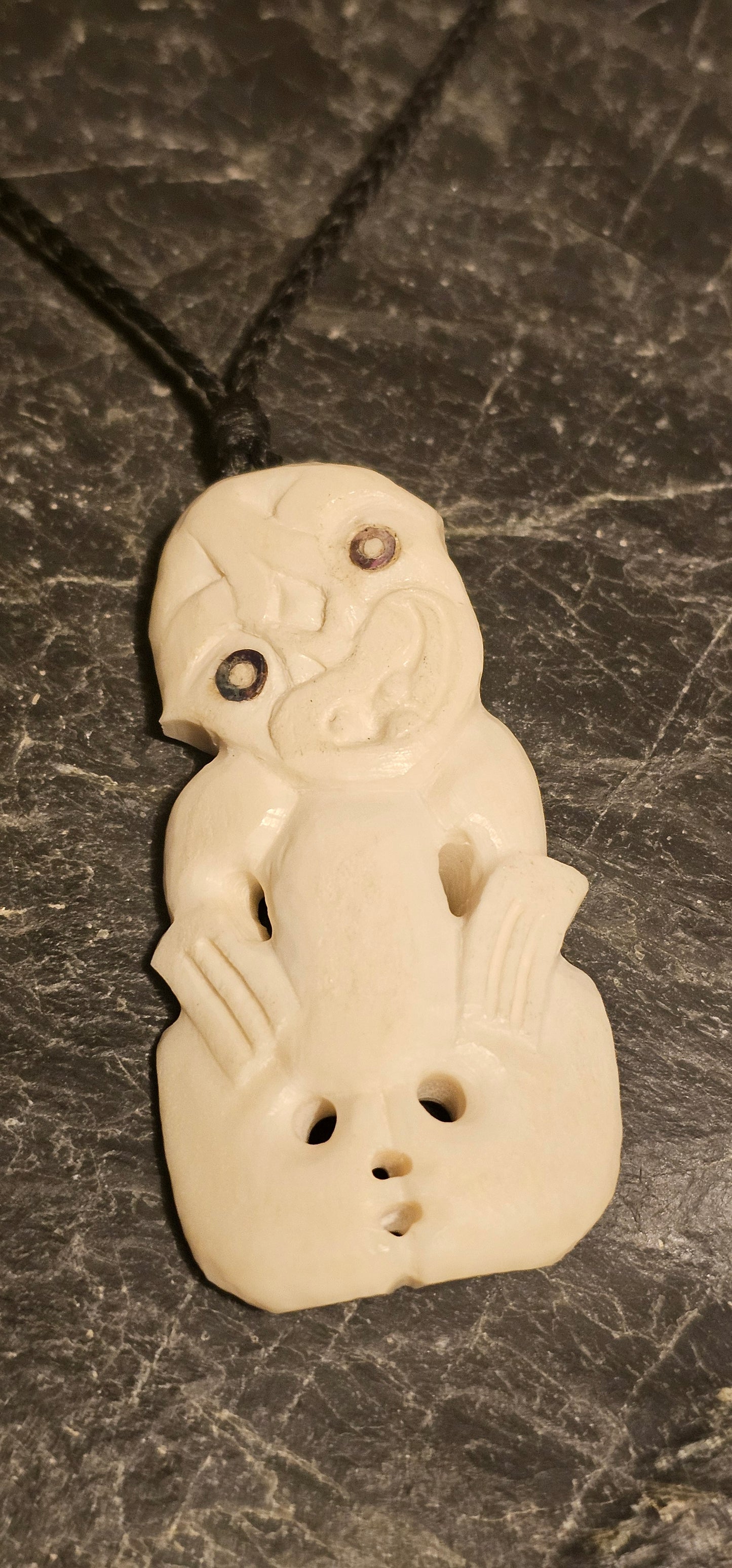 Bone Carving #21 Hei Tiki (Moko pepi)